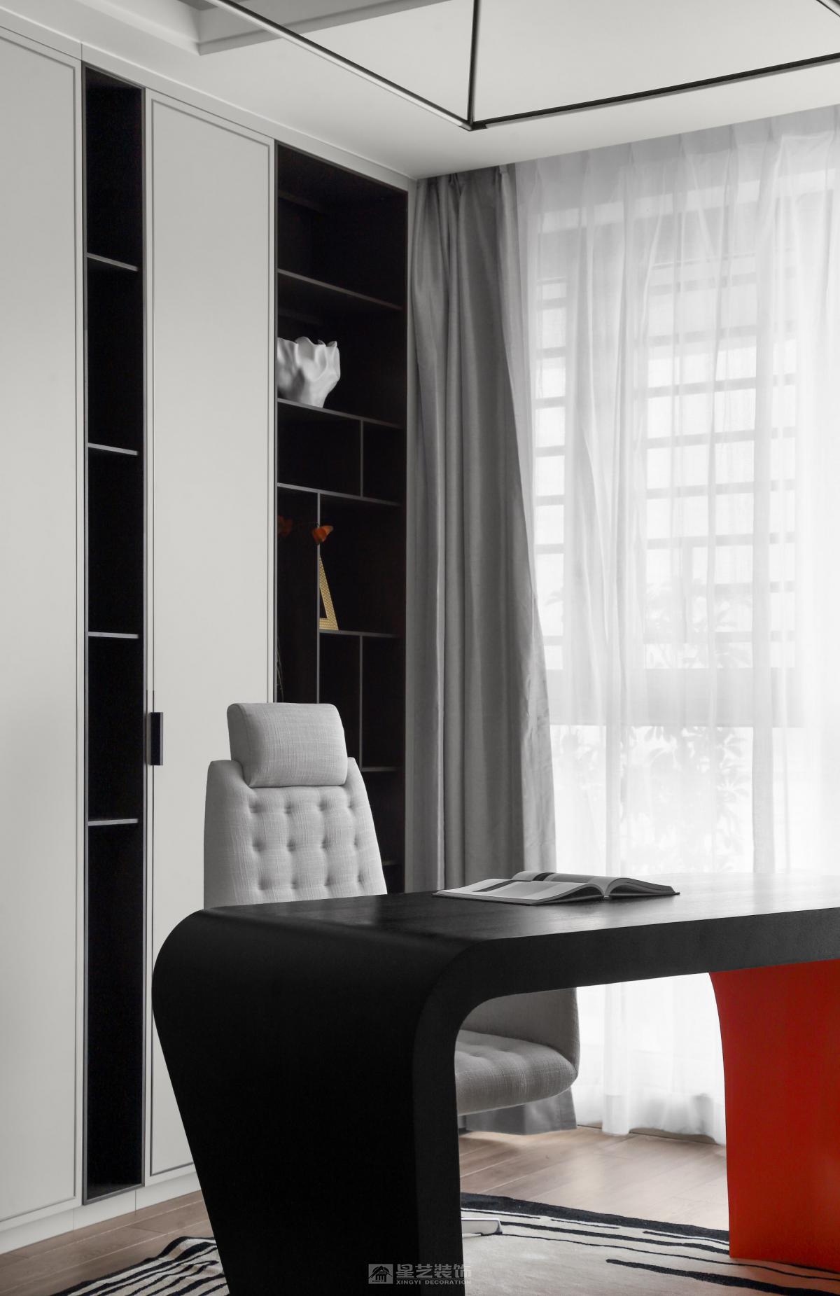 繁華之中的靜謐空間（實(shí)景）